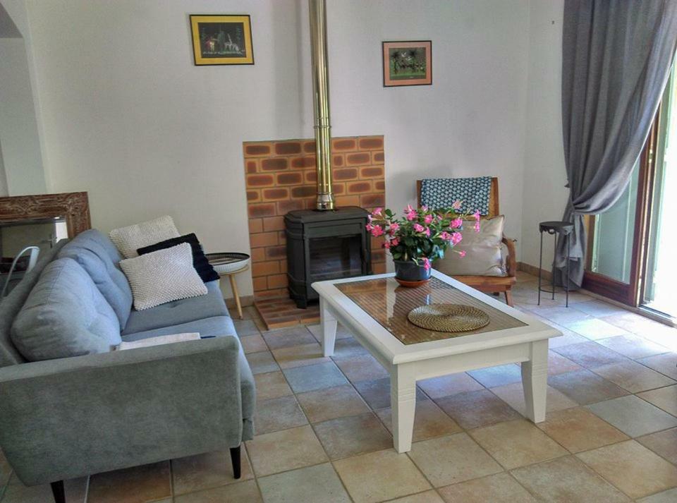 Gite Avec Vue Imprenable Sur La Cite Villa การ์กาซอน ภายนอก รูปภาพ